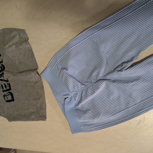 Fitness set baby blue leggings and grey top with blue details like new