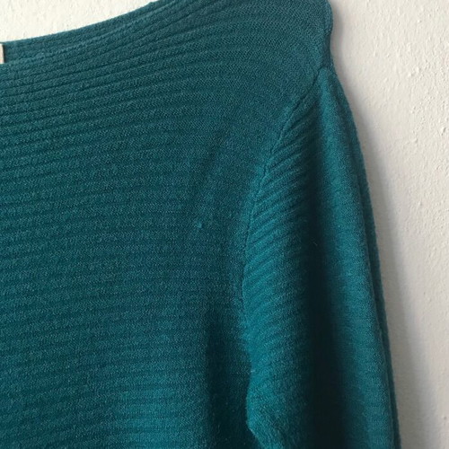 Passione midi knitted dress cypress like new