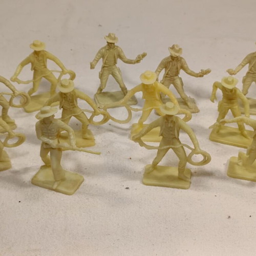 Vintage cowboy and indian toy soldiers used, all together