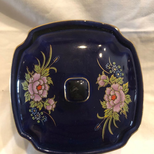 Tajimi Pottery set handmade bowl and lidded container with figurine