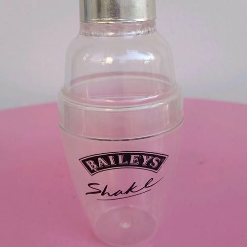 Baileys cocktail shaker vintage plastic like new