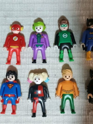 Playmobil σετ 8 σουπερ ήρωες καινούργιο