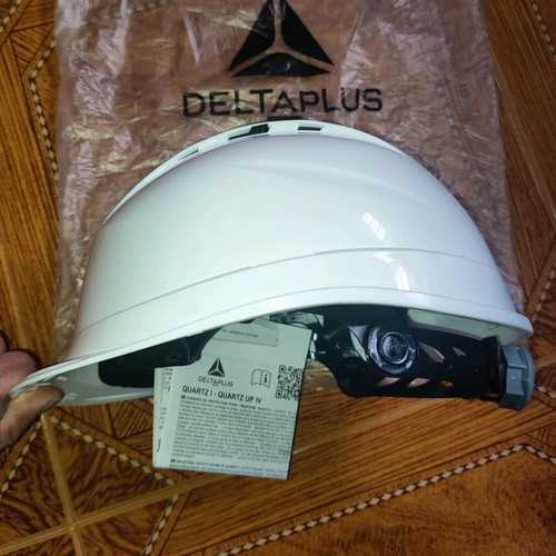 Deltaplus Construction Helmet PPE Safety Hat New Adjustable Lightweight White