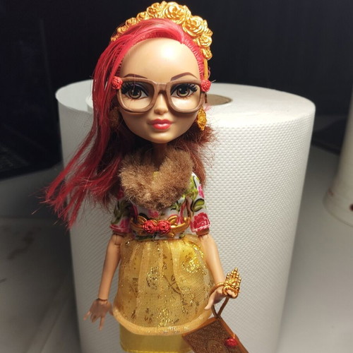 Rosabella Beauty Ever After High doll with 3D printed accessories