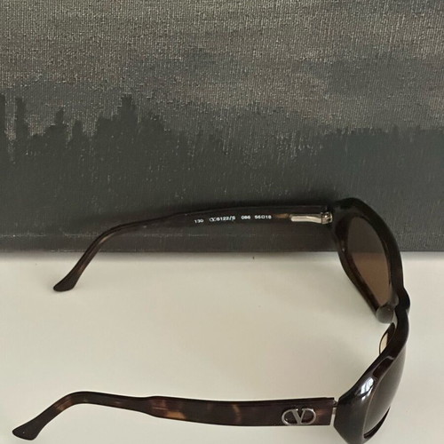 Valentino vintage tortoise shell sunglasses like new Y2K 90s