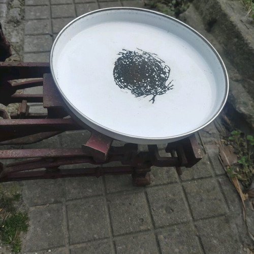 Old scale used, red white and black, 35x25 cm