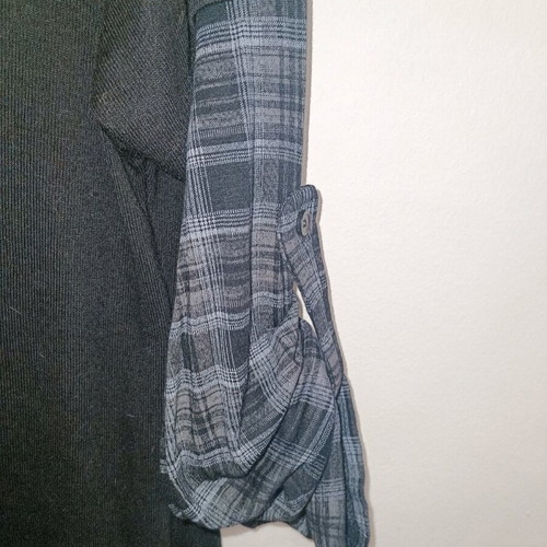 Women's thin sweater with plaid details like new, size L