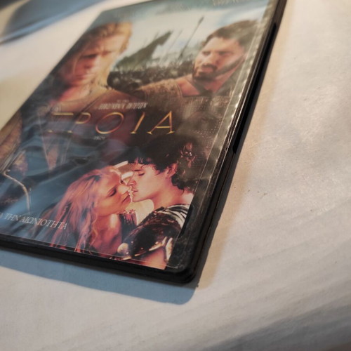 Troy DVD like new with Greek subtitles