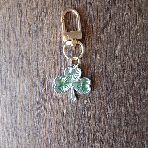 Clover Keychain New Authentic