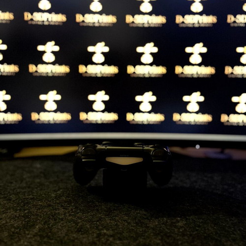 Βάση PS4 controller καινούργια, εκτυπωμένη με PLA+