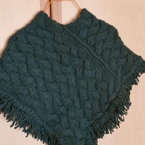 Cape size 18 months United Colors of Benetton like new