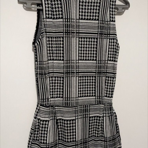 Zara playsuit like new, size M, black and white