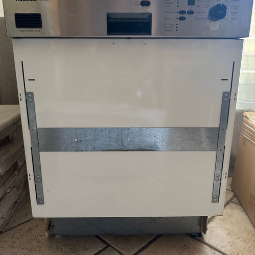 Miele G 656 built-in dishwasher used, needs water pump repair