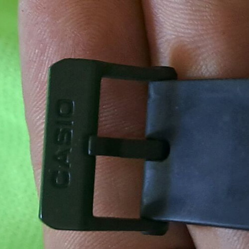 Casio ρολόι μεταχειρισμένο, μαύρο και γκρι, με φθορά στην οθόνη