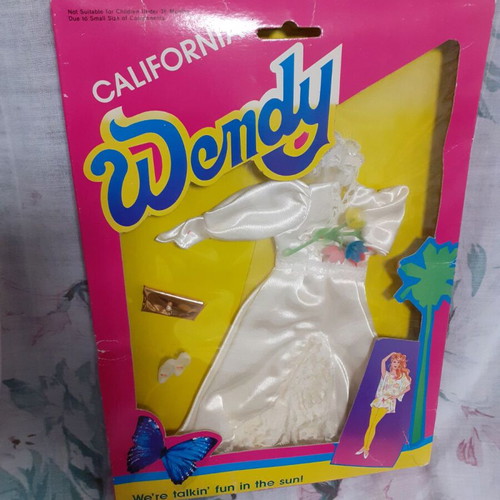 Wendy doll clothes new