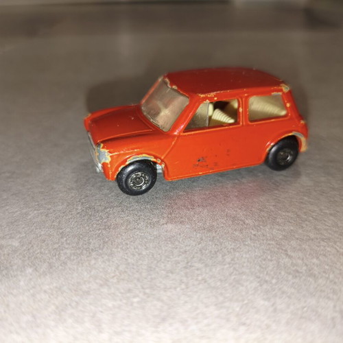 Matchbox Series No 29 Superfast Racing Mini diecast car, 1970