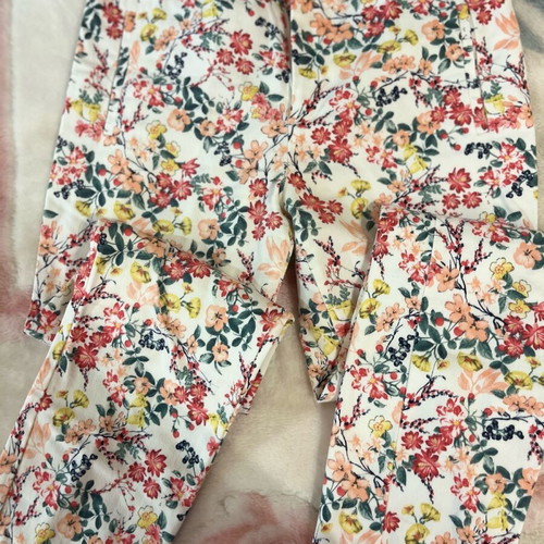 Stradivarius floral pants like new, white multicolor, size S
