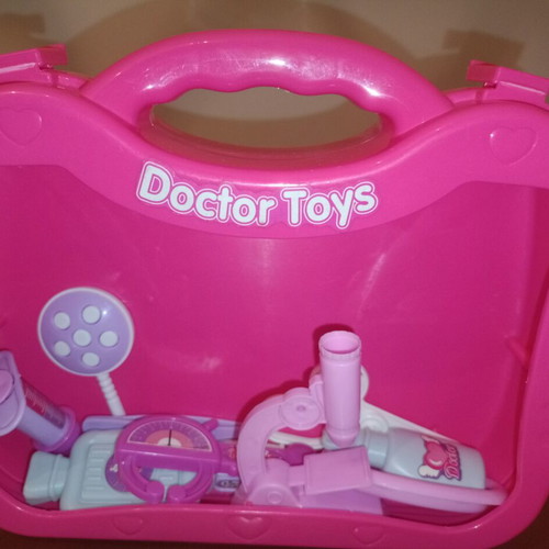Doctor Super Play Set pink medical kit with 10 accessories like new