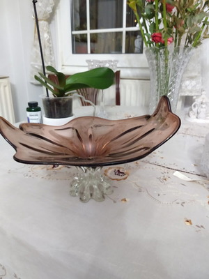 Decorative table centerpiece