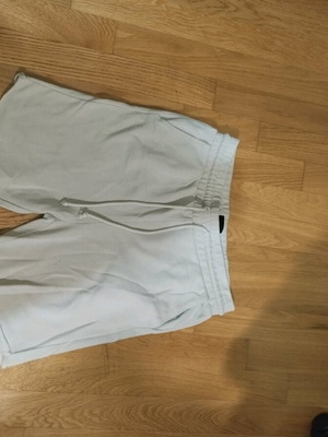 Bermuda shorts used, size Small, with pen marks
