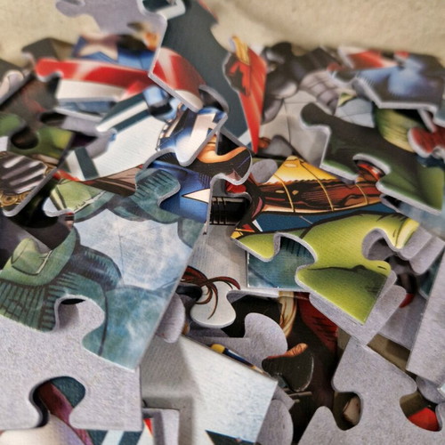 Avengers puzzle 100 pieces like new