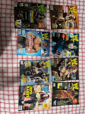 WWE magazines like new 2008-2009 in Greek