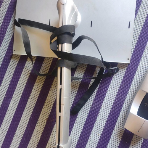 Metal TV stand 32'' new
