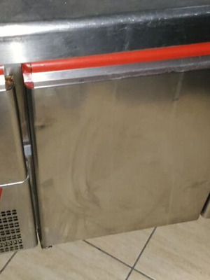Counter refrigerator with 2 doors and 1 drawer like new