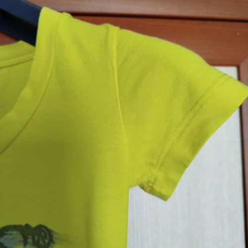 Guess women's t-shirt used, yellow, size S/M
