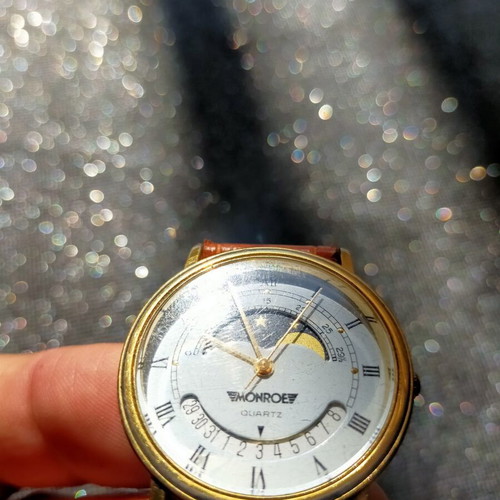 Watches quartz, used, unisex