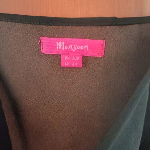 Lingerie top black, like new, size L Monsoon