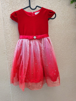 Pretty Baby red velvet tulle dress size 8 years like new