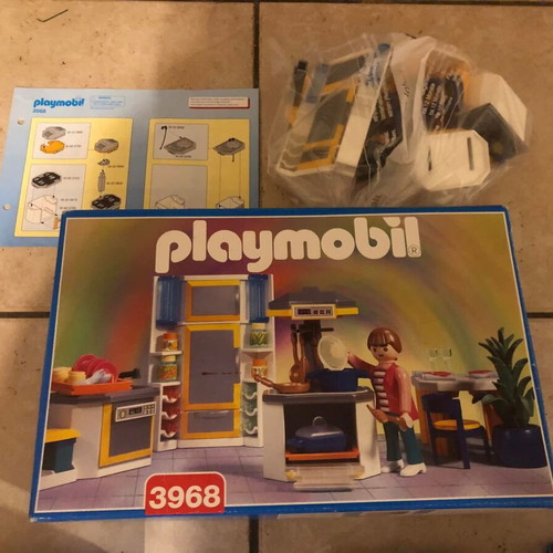 Playmobil 3968 kitchen with original box used