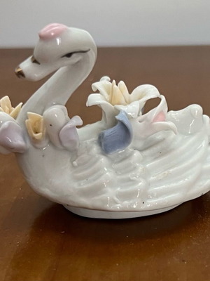 Vintage porcelain decoration like new