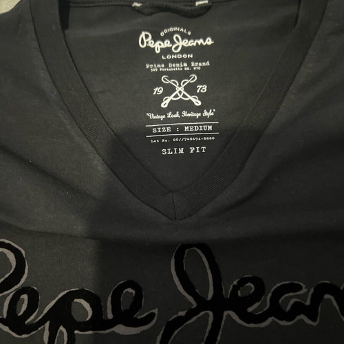Pepe Jeans t-shirt size M black like new