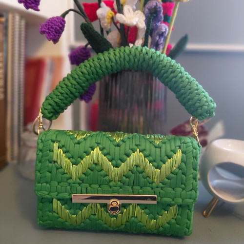 Handmade plastic canvas bag with lining