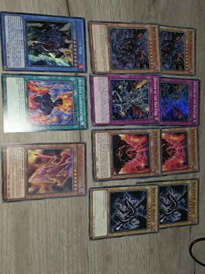 Red Eyes Black Dragon deck like new, 1st edition cards with extras