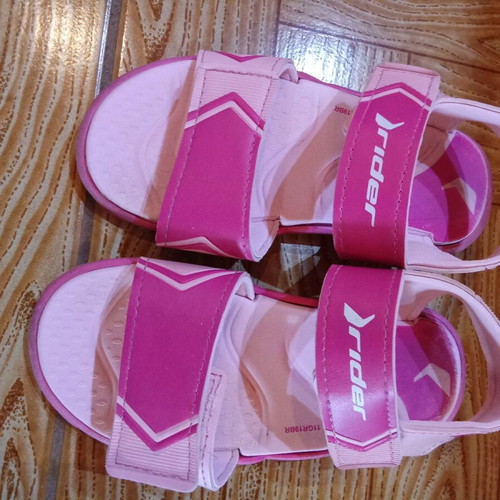 Rider pink sandals used, size 27-28