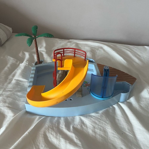 Playmobil pool used without slide
