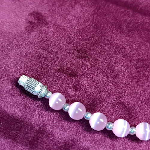 Bracelet with pink quartz used