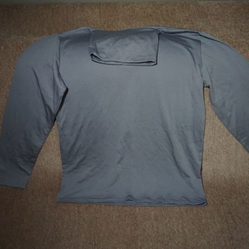 Gray long-sleeve men's blouse new, size M