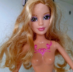 Barbie mariposa χωρίς ρούχα