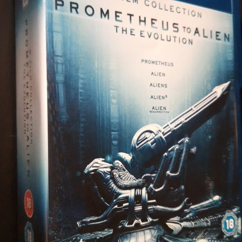Prometheus to Alien The Evolution Blu-ray set limited edition, like new