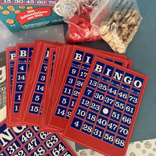 Bingo Schmidt Classic Line board game with wooden chips new