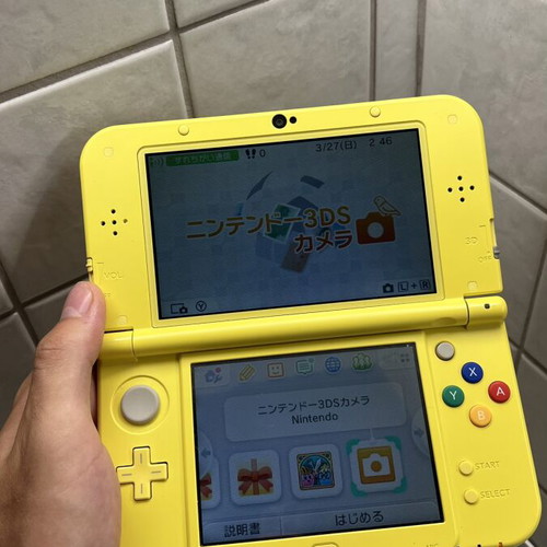 Nintendo New 3DS LL Pikachu Edition like new