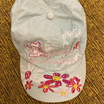 Children's hat like new