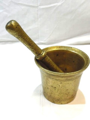 Μπρούτζινο γουδί μεταχειρισμένο