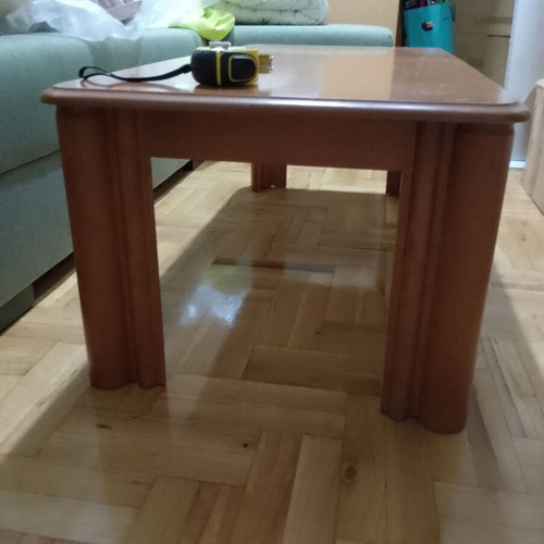 Coffee table, sturdy, excellent condition