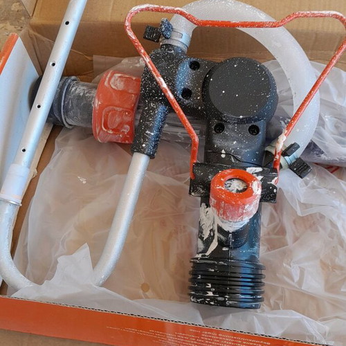 Black and Decker Speedy Roller 650ml with Automatic Painting System like new