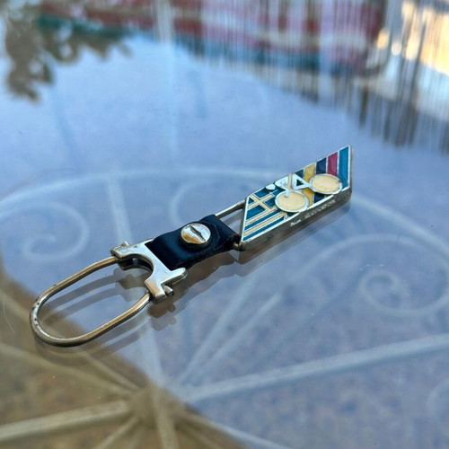 Vintage Coupe du Monde sur Piste 1997 Athens Cycling Keychain used